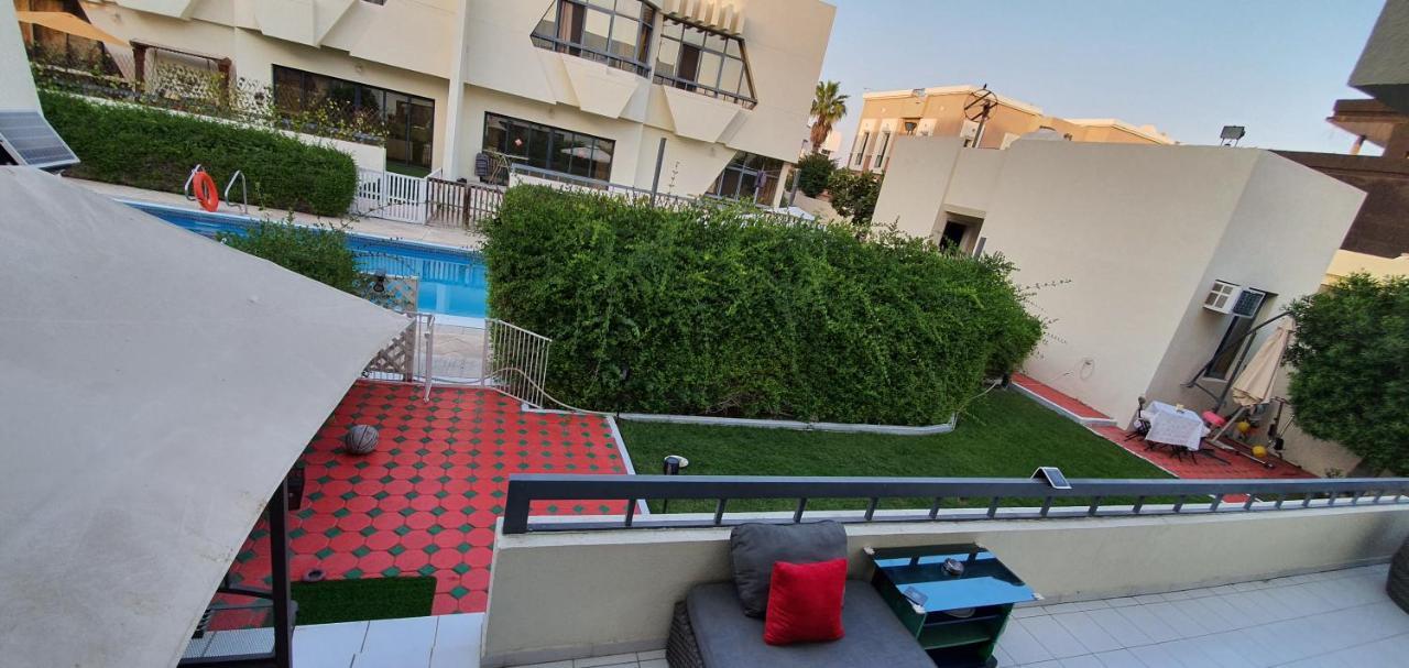 Jumeirah Beach Villa Dubai Exterior foto