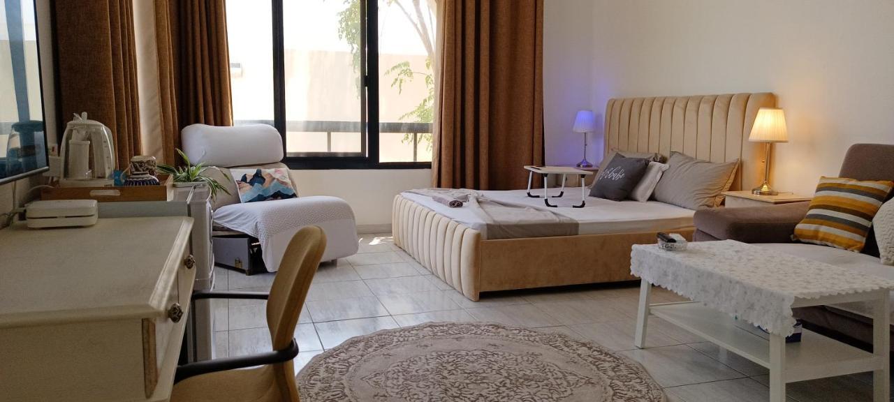 Jumeirah Beach Villa Dubai Exterior foto